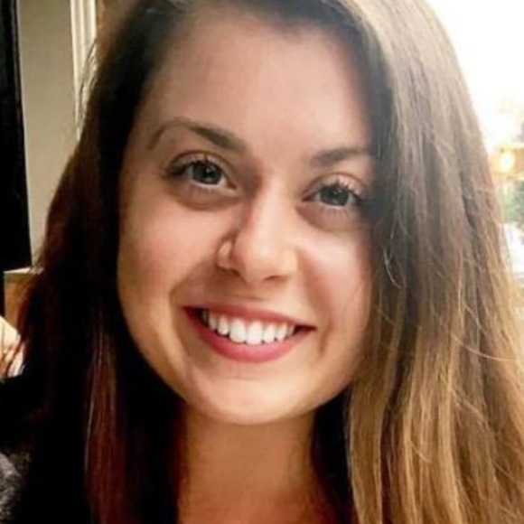 Meet your Posher, Julia - Picture 1 of 1